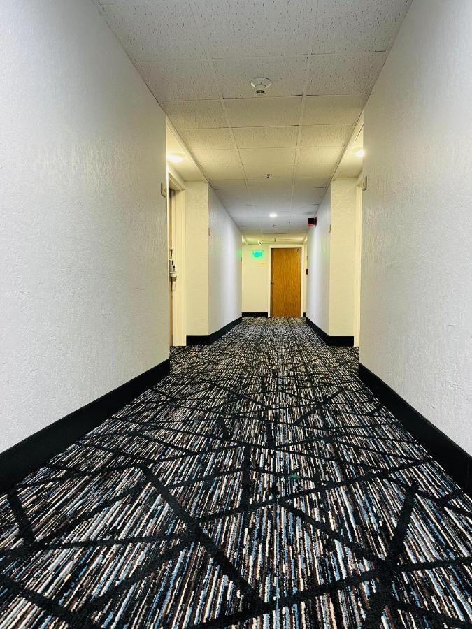 New Victorian Inn & Suites Omaha Kültér fotó