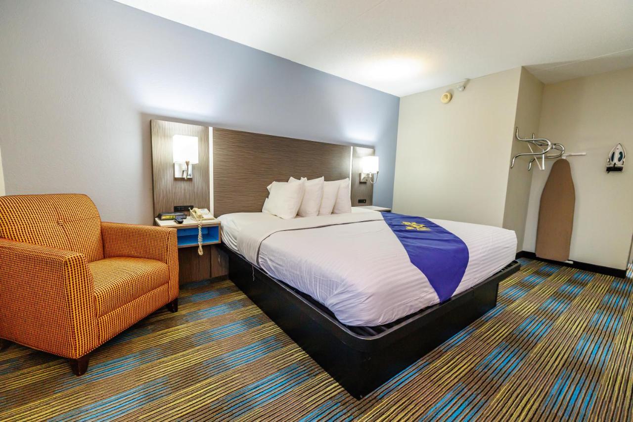 New Victorian Inn & Suites Omaha Kültér fotó