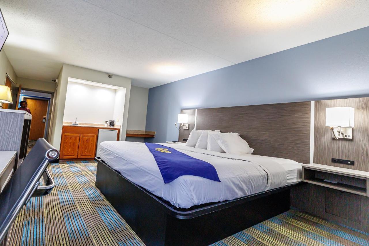 New Victorian Inn & Suites Omaha Kültér fotó