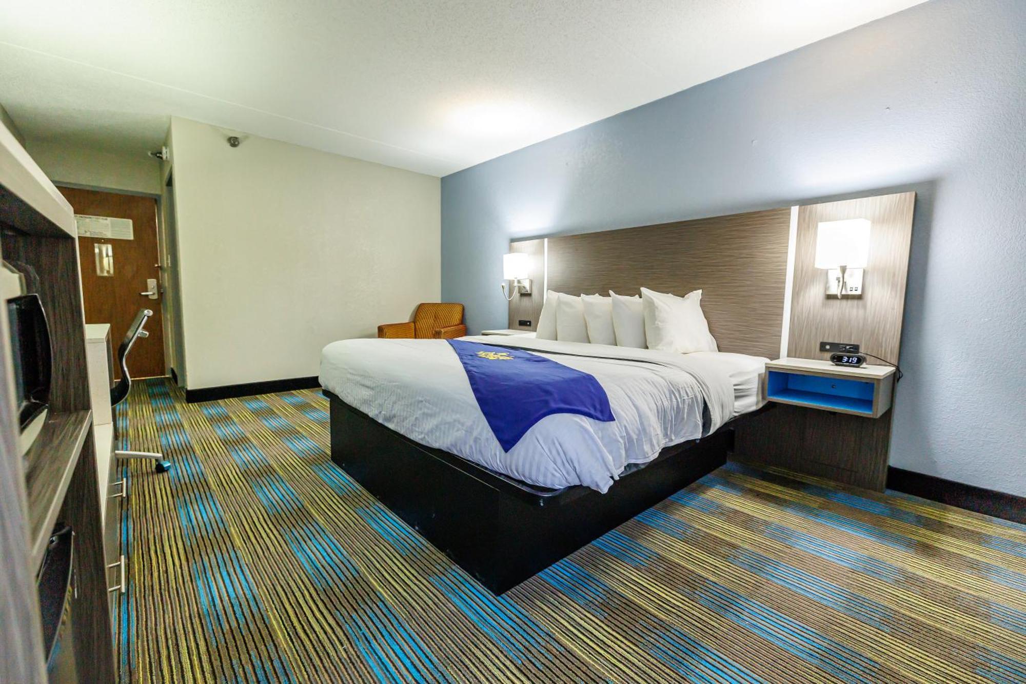 New Victorian Inn & Suites Omaha Kültér fotó